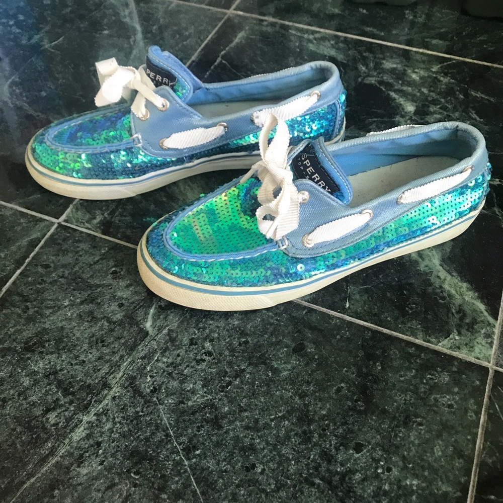 SPERRYS Size 6